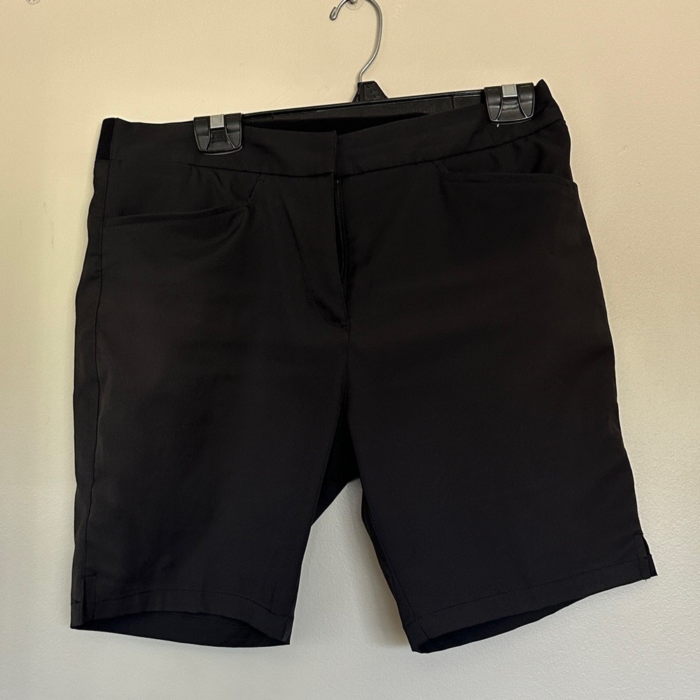 Puma Women's Black Bermudas